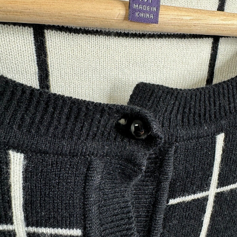 NYDJ cardigan sweater women Size M Black plaid long sleeve heavy Button Up - Picture 4 of 5
